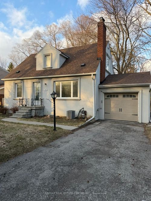 1485 Applewood Rd, Mississauga, ON, L5E2M2 | Card Image