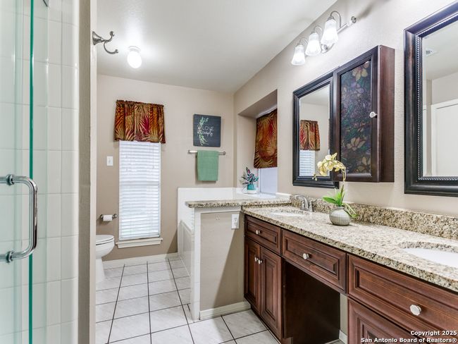 1021 Grey Feather, House other with 4 bedrooms, 3 bathrooms and null parking in Schertz TX | Image 7
