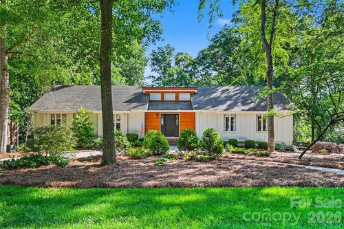 5500 Mcalpine Farm Rd, Charlotte, NC, 28226-7323 | Card Image