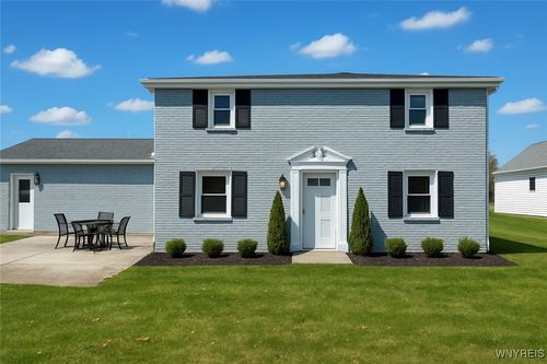 3634 Moyer Rd, North Tonawanda, NY, 14120-9551 | Card Image