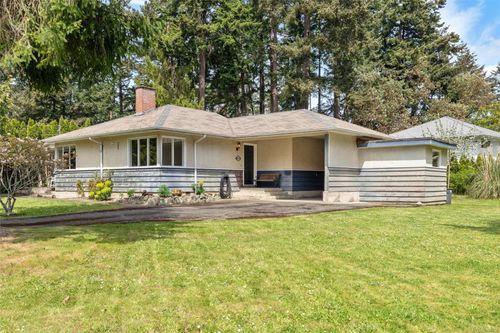 4047 Haro Rd, Victoria, BC, V8N4B3 | Card Image