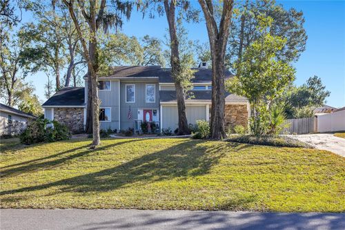 2108 Dogwood Cir, Mount Dora, FL, 32757-9570 | Card Image