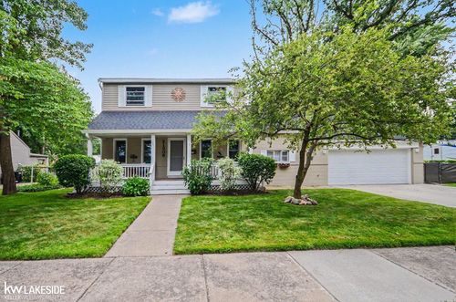 21806 Harper Lake Avenue, St Clair Shores, MI, 48080 | Card Image