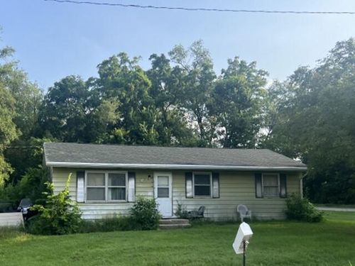 1021 E Henderson Ave, Beloit, WI, 53511-2967 | Card Image