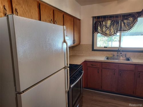 1603 Ackley Ave, Westland, MI, 48186-4403 | Card Image