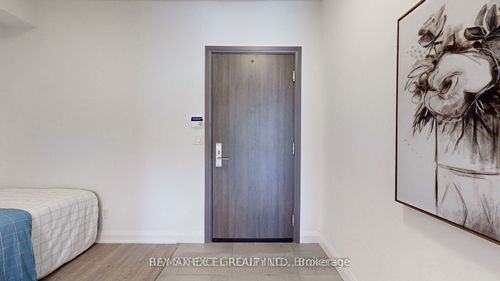 309-15 Water Walk Dr, Unionville, ON, L6G0G2 | Card Image