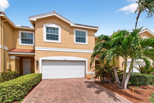 7541 Spatterdock Dr, Boynton Beach, FL, 33437-7547 | Card Image