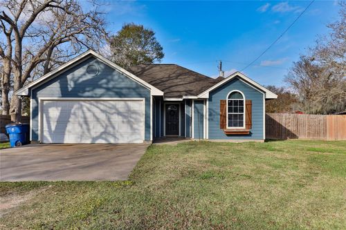 518 Tall Timber Dr, West Columbia, TX, 77486-3920 | Card Image