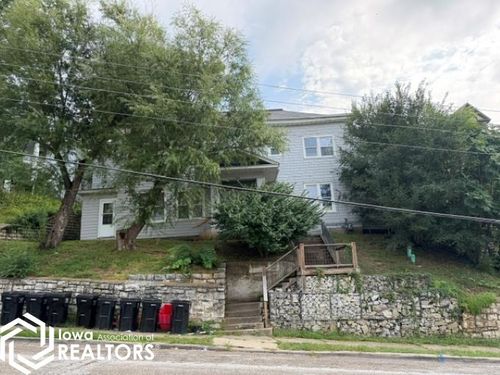 424 N Court St, Ottumwa, IA, 52501-2646 | Card Image