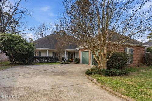 7 Pear Orchard Park, Jackson, MS, 39211 | Card Image