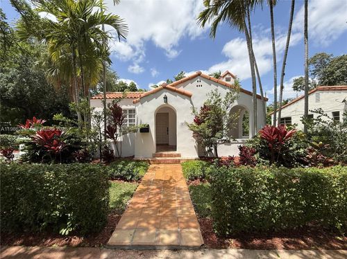 820 Lorca St, Coral Gables, FL, 33134-2513 | Card Image