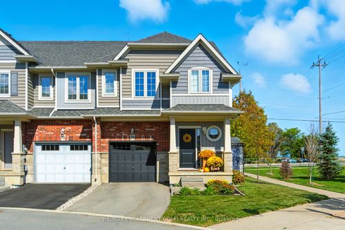 70 Dunrobin Lane, Grimsby, ON, L3M0H4 | Card Image