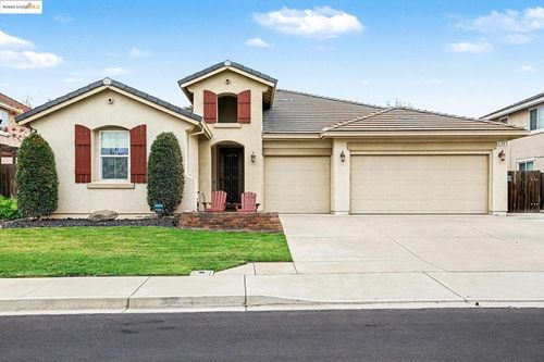 4794 Snowy Egret Way, Oakley, CA, 94561-1698 | Card Image