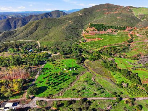 9550 Rainbrook Dr, Fallbrook, CA, 92028 | Card Image