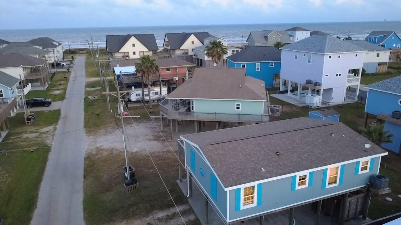 Residential in Crystal Beach 3