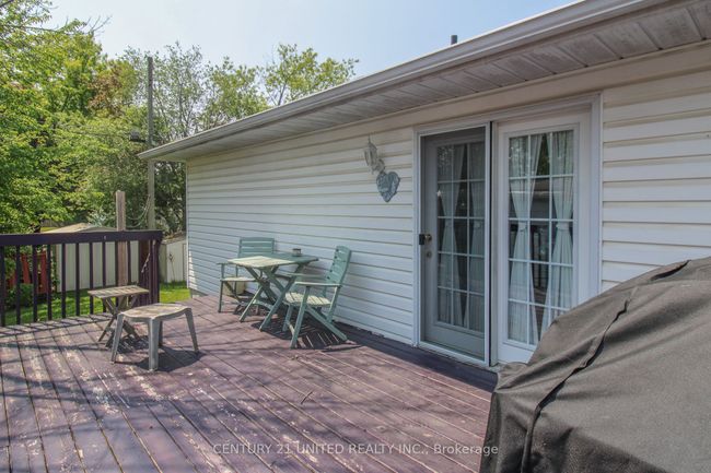 449 King George St, House other with 3 bedrooms, 2 bathrooms and 2 parking in Peterborough ON | Image 26