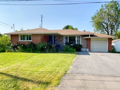 4 Valley Rd, Saint Catharines, ON, L2S1Y6 | Card Image
