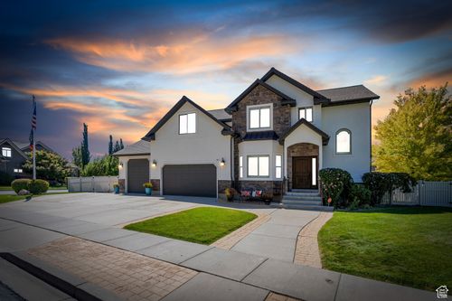 11197 N Park Dr, Highland, UT, 84003-9627 | Card Image