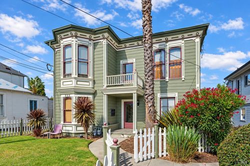 553 Pacific Ave, Alameda, CA, 94501-2172 | Card Image