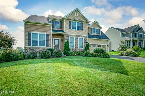 4 Matthews Ct, Cohoes, NY, 12047-1454 | Card Image