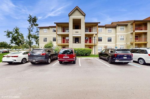 apt-203-3012 Parkway Blvd, Kissimmee, FL, 34747-4509 | Card Image