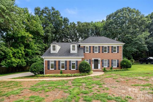 13110 Graymist Dr, Charlotte, NC, 28215-6031 | Card Image
