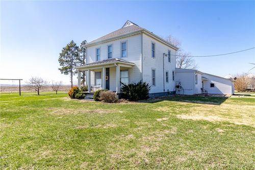 11823 Glasgow Road, Warrensburg, IL, 62573 | Card Image