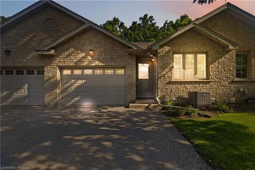 12-35 Stratford Terr, Brantford, ON, N3T6R8 | Card Image