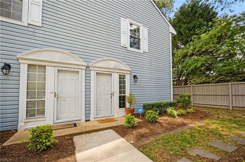 2315 Cretan Ct, Virginia Beach, VA, 23454-4052 | Card Image