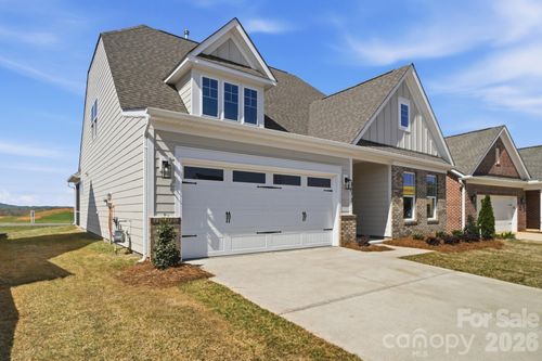 3073 Founding Fathers Dr, Gastonia, NC, 28056-8735 | Card Image