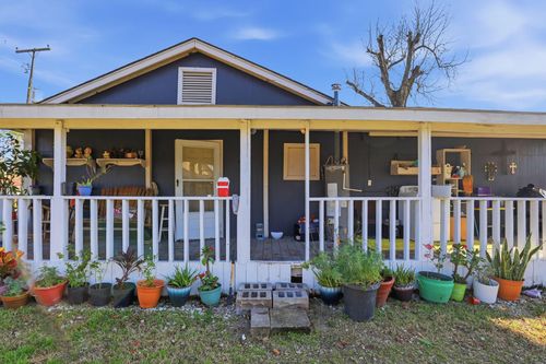 829 Becker St, Channelview, TX, 77530-2826 | Card Image
