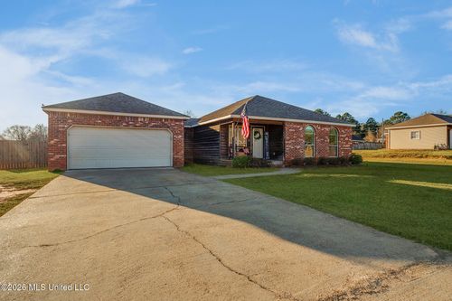 403 Chenoa Ave, Carthage, MS, 39051-3953 | Card Image
