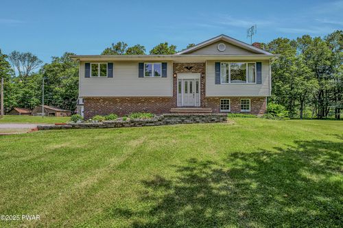 46 Kosinski Rd, Covington Twp, PA, 18444-7863 | Card Image