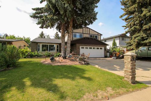 39 Allan Street, Red Deer, AB, T5R1A6 | Card Image