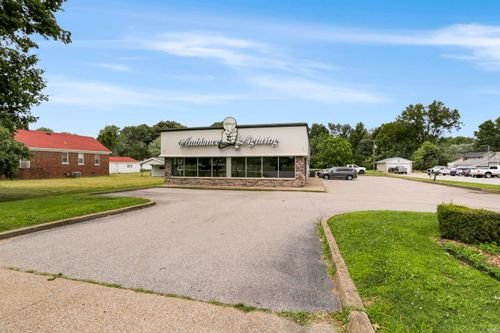 3020 E Morgan Ave, Evansville, IN, 47711-4428 | Card Image