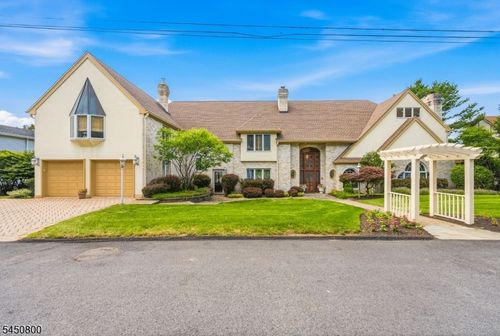 25 Balsam Pkwy, Sparta, NJ, 07871-2004 | Card Image