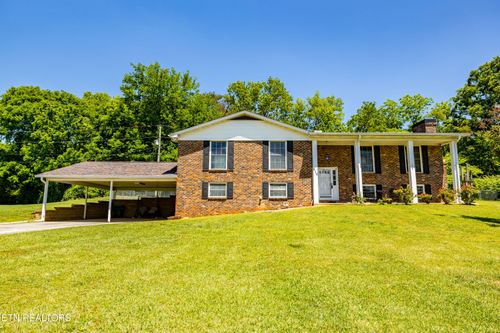 912 Windemere Cir, Maryville, TN, 37804-5219 | Card Image