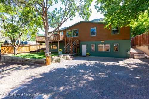 716 1/2 Minter Ave, Glenwood Springs, CO, 81601-3524 | Card Image