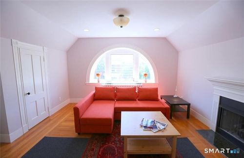 3-392 Orange St, New Haven, CT, 06511-6405 | Card Image