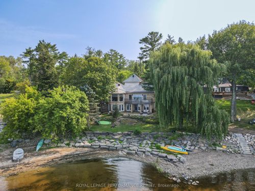 4004 Armitage Ave, Dunrobin, ON, K0A1T0 | Card Image