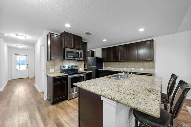 2807 Tengyc Bow, House other with 5 bedrooms, 3 bathrooms and null parking in San Antonio TX | Image 5