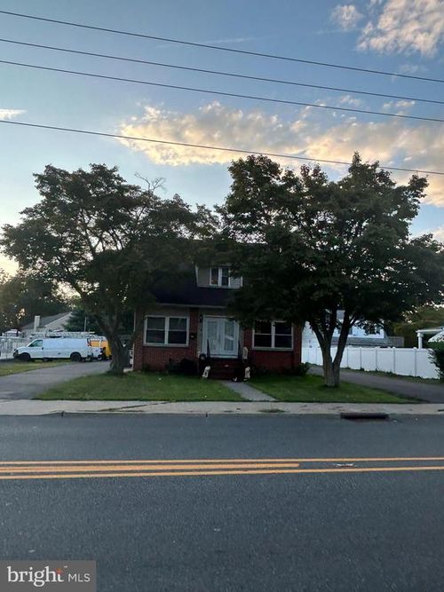 45 Sicklerville Rd, WILLIAMSTOWN, NJ, 08094-1427 | Card Image