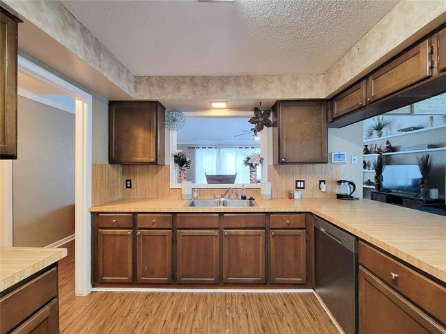 5414 Sweetwind Ln, House other with 3 bedrooms, 2 bathrooms and 2 parking in Spring TX | Image 11