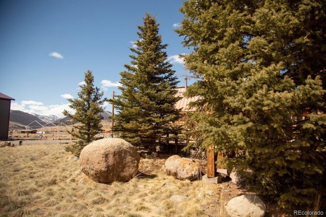 427 River Dr, House other with 3 bedrooms, 2 bathrooms and 2 parking in Creede CO | Image 28