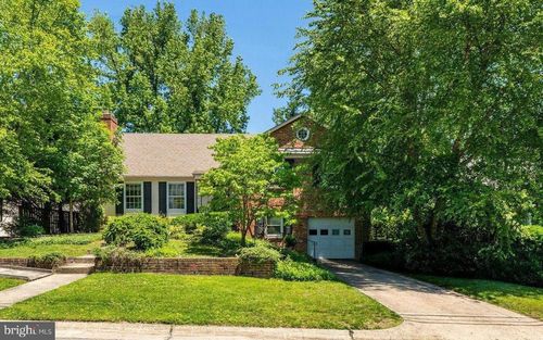 5509 Parkston Rd, BETHESDA, MD, 20816-3327 | Card Image