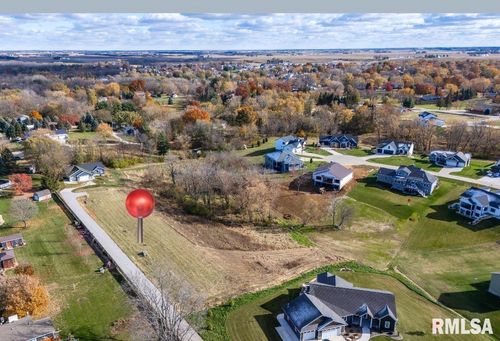 27115 181st Ave, Long Grove, IA, 52756-9014 | Card Image