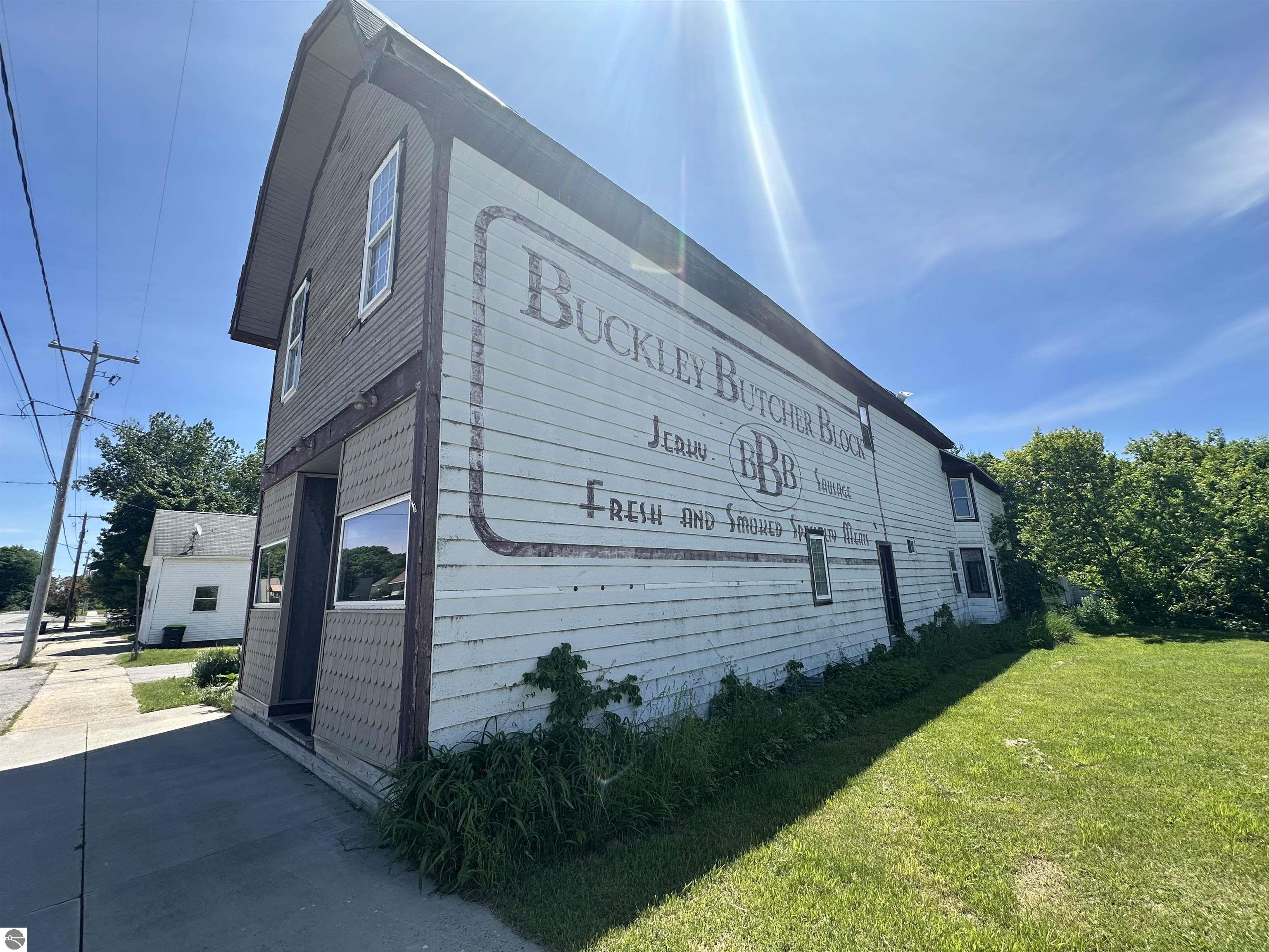 Wexford Ave, Buckley, MI 49620