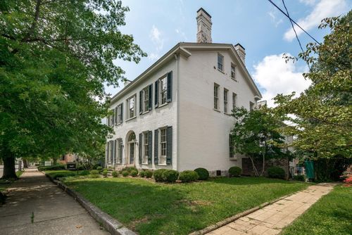 2-247 N Broadway, Lexington, KY, 40507-1036 | Card Image