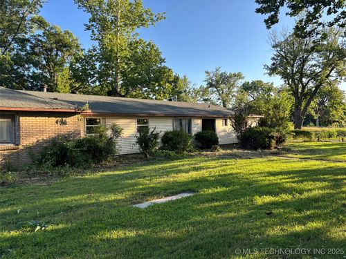 706 Thompson Ave, Sapulpa, OK, 74066-4455 | Card Image