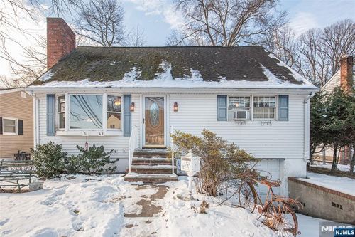 49 Skyline Lake Dr, Ringwood, NJ, 07456-1943 | Card Image